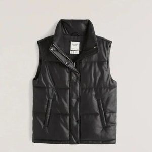A&F Oversized Vegan Puffer Vest